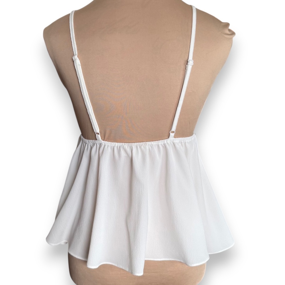 L’ATISTE BY AMY White Deep V Strappy Back Peplum Tank Top S - Picture 2 of 7